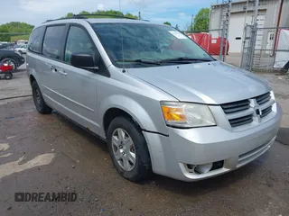 2009 Dodge Grand Caravan SE z VIN 1D8HN44E09B516847, wystawiony jako IAAI lot #42222476 z przebiegiem 190 090 mil mil oraz . Historia ofert i sprzedaży dostępna na DreamBid. Obrazek 1.