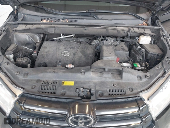 2018 Toyota Highlander LE with VIN 5TDBZRFHXJS805406, listed as a IAAI auction lot 41783455 with 146,388 mi miles and . Bid and sale history available at DreamBid. Image 10.