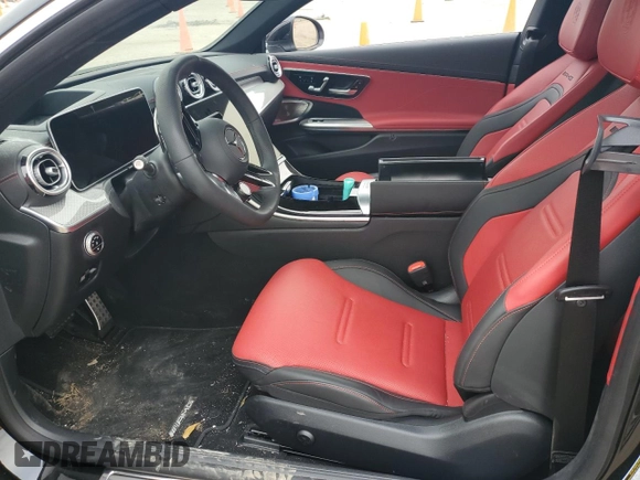 2024 Mercedes-Benz CLE 53 AMG z VIN W1KMJ6CB0RF040545, wystawiony jako Copart lot #44605135 z przebiegiem 466 mil mil oraz Szkoda całkowita • Salvage title. Historia ofert i sprzedaży dostępna na DreamBid. Obrazek 7.