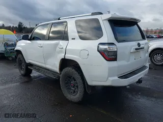 2020 Toyota 4Runner SR5 with VIN JTEBU5JR4L5812184, listed as a IAAI auction lot 41206002 with 69,278 mi miles. Bid and sale history available at carsss.com. Image 3.