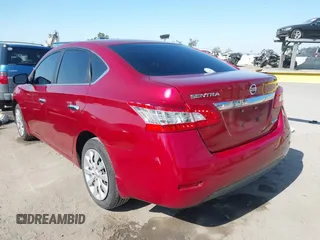 2014 Nissan Sentra SV z VIN 3N1AB7AP9EY255197, wystawiony jako IAAI lot #42353604 z przebiegiem 126 498 mil mil oraz . Historia ofert i sprzedaży dostępna na DreamBid. Obrazek 3.