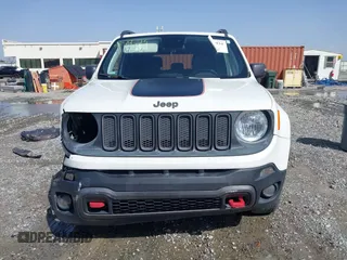 2018 Jeep Renegade Trailhawk with VIN ZACCJBCB9JPG81032, listed as a IAAI auction lot 41722934 with 178,502 mi miles. Bid and sale history available at carsss.com. Image 12.
