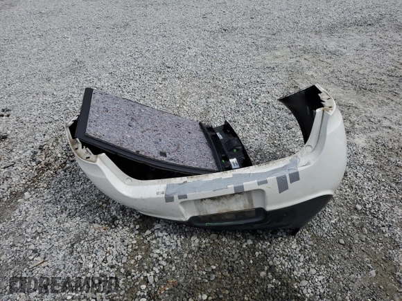 2013 Dodge Dart SXT z VIN 1C3CDFBA9DD204275, wystawiony jako Copart lot #56020465 z przebiegiem 117 396 mil mil oraz Szkoda całkowita • Salvage title. Historia ofert i sprzedaży dostępna na DreamBid. Obrazek 12.