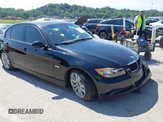 2006 BMW 3 Series 325i with VIN WBAVB13576KX32715, listed as a IAAI auction lot 42572961 with Not provided miles and . Bid and sale history available at DreamBid. Image 1.
