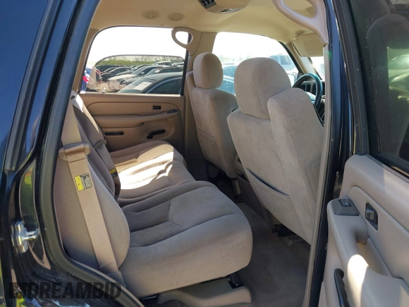 2005 Chevrolet Tahoe Police z VIN 1GNEC13Z15R223249, wystawiony jako IAAI lot #41874311 z przebiegiem 144 681 mil mil oraz . Historia ofert i sprzedaży dostępna na DreamBid. Obrazek 8.