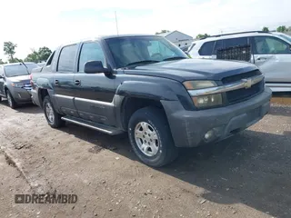 2003 Chevrolet Avalanche with VIN 3GNEC13T23G167220, listed as a IAAI auction lot 42796813 with 195,653 mi miles and . Bid and sale history available at DreamBid. Image 1.