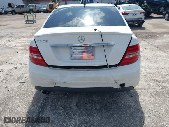 2014 Mercedes-Benz C 250 Sport with VIN WDDGF4HB2EA963886, listed as a IAAI auction lot 42463194 with 139,926 mi miles and . Bid and sale history available at DreamBid. Image 16.