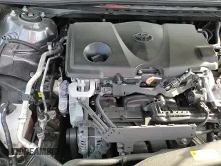 2020 Toyota Camry LE z VIN 4T1C11AK7LU372329, wystawiony jako Copart lot #84774805 z przebiegiem 92 339 mil mil oraz Nie do naprawy • Non repairable. Historia ofert i sprzedaży dostępna na DreamBid. Obrazek 15.