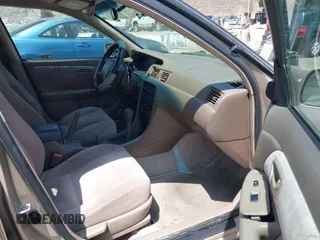 1999 Toyota Camry LE z VIN JT2BG22K1X0369726, wystawiony jako IAAI lot #42354218 z przebiegiem 213 828 mil mil oraz . Historia ofert i sprzedaży dostępna na DreamBid. Obrazek 5.