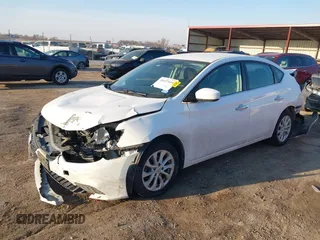 2019 Nissan Sentra SV z VIN 3N1AB7AP4KL623262, wystawiony jako IAAI lot #41697444 z przebiegiem 65 946 mil mil oraz . Historia ofert i sprzedaży dostępna na DreamBid. Obrazek 17.