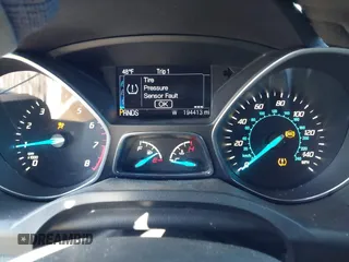 2013 Ford Escape SEL with VIN 1FMCU9HX2DUC40443, listed as a IAAI auction lot 42047208 with 194,413 mi miles. Bid and sale history available at carsss.com. Image 7.