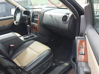 2010 Ford Explorer Eddie Bauer с VIN 1FMEU7EE9AUB15791, выставлен на аукционе IAAI как лот 42727480 с пробегом 132 255 миль миль и . История ставок и продаж доступна на DreamBid. Изображение 5.