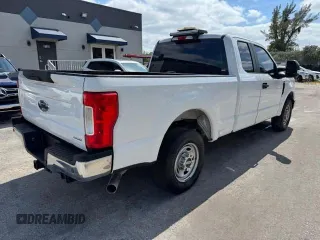 2019 Ford F-250 XL с VIN 1FT7X2A60KEC91808, выставлен на аукционе Copart как лот 62036905 с пробегом 101 633 миль миль и На запчасти • Non repairable. История ставок и продаж доступна на DreamBid. Изображение 3.