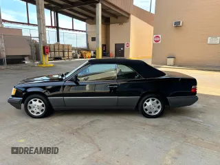 1995 Mercedes-Benz E Class with VIN WDBEA66EXSC281846, listed as a Copart auction lot 50452635 with 83,149 mi miles and Clean Title. Bid and sale history available at carsss.com. Image 11.