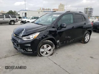 2021 Chevrolet Trax LT z VIN KL7CJPSM0MB374862, wystawiony jako Copart lot #82719954 z przebiegiem 60 402 mil mil oraz Szkoda całkowita • Salvage title. Historia ofert i sprzedaży dostępna na DreamBid. Obrazek 1.