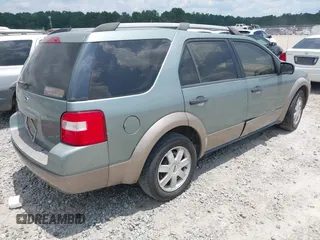 2006 Ford Freestyle SE with VIN 1FMDK01186GA25002, listed as a IAAI auction lot 42553234 with 276,276 mi miles and . Bid and sale history available at DreamBid. Image 4.
