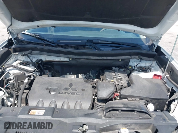 2020 Mitsubishi Outlander ES z VIN JA4AD2A30LZ034060, wystawiony jako IAAI lot #42207169 z przebiegiem 91 049 mil mil oraz . Historia ofert i sprzedaży dostępna na DreamBid. Obrazek 10.