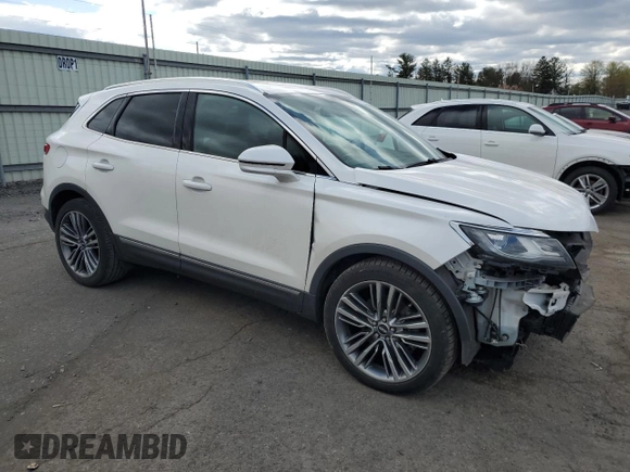 2015 Lincoln MKC z VIN 5LMTJ2AHXFUJ41226, wystawiony jako Copart lot #53430915 z przebiegiem 79 737 mil mil oraz Szkoda całkowita • Salvage title. Historia ofert i sprzedaży dostępna na DreamBid. Obrazek 4.