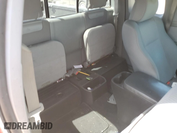 2014 Toyota Tacoma PreRunner with VIN 5TFTU4GN9EX052879, listed as a Copart auction lot 49466945 with 186,032 mi miles and Salvage title. Bid and sale history available at DreamBid. Image 10.