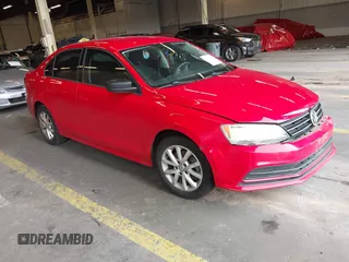 2015 Volkswagen Jetta SE z VIN 3VWD17AJ5FM266521, wystawiony jako IAAI lot #42269281 z przebiegiem 154 932 mil mil oraz . Historia ofert i sprzedaży dostępna na DreamBid. Obrazek 1.