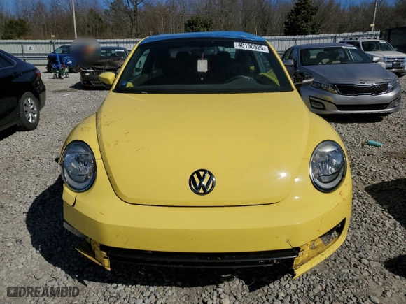 2013 Volkswagen Beetle Coupe 2.5L with VIN 3VWJX7AT9DM645344, listed as a Copart auction lot 48190925 with 155,112 mi miles and Salvage Title. Bid and sale history available at carsss.com. Image 5.