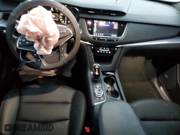 2021 Cadillac XT5 FWD Luxury with VIN 1GYKNAR45MZ109538, listed as a Copart auction lot 82933514 with 34,654 mi miles and Salvage Title. Bid and sale history available at carsss.com. Image 8.