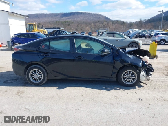 2016 Toyota Prius Four with VIN JTDKARFU4G3016330, listed as a IAAI auction lot 41661639 with 92,311 mi miles. Bid and sale history available at carsss.com. Image 13.