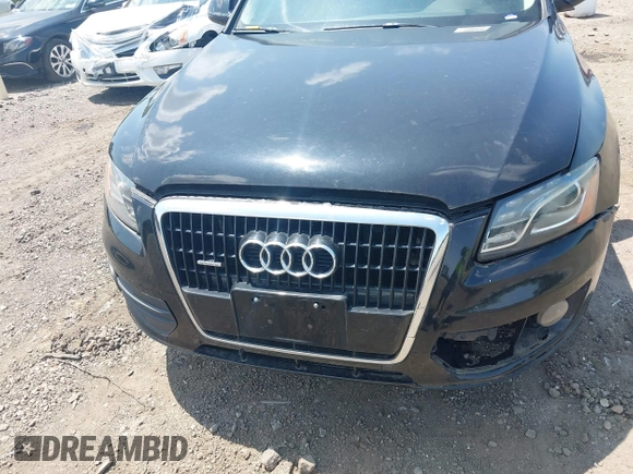 2010 Audi Q5 Premium Plus z VIN WA1LKAFP6AA003671, wystawiony jako IAAI lot #42408719 z przebiegiem Nie podano mil oraz . Historia ofert i sprzedaży dostępna na DreamBid. Obrazek 6.