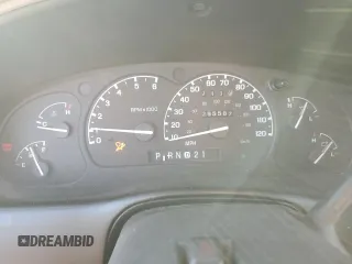 1997 Ford Explorer XL with VIN 1FMDU34E2VZC03015, listed as a Copart auction lot 80654764 with 295,587 mi miles and Salvage title. Bid and sale history available at DreamBid. Image 9.