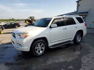 2012 Toyota 4Runner SR5 z VIN JTEZU5JR7C5041024, wystawiony jako Copart lot #55039205 z przebiegiem 157 735 mil mil oraz Szkoda całkowita • Salvage title. Historia ofert i sprzedaży dostępna na DreamBid. Obrazek 1.
