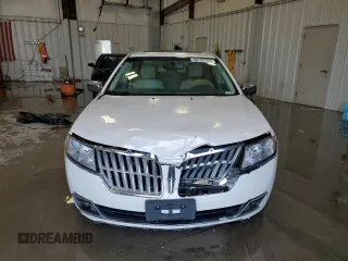 2010 Lincoln MKZ with VIN 3LNHL2JC1AR752317, listed as a Copart auction lot 56758355 with 214,604 mi miles and Non repairable. Bid and sale history available at DreamBid. Image 5.