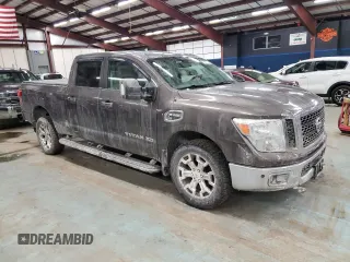 2016 Nissan Titan XD Platinum Reserve with VIN 1N6BA1F47GN515030, listed as a Copart auction lot 88637565 with 162,195 mi miles and Clean Title. Bid and sale history available at carsss.com. Image 4.