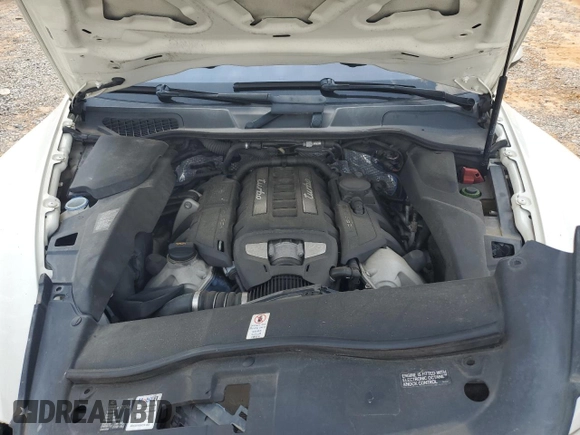 2012 Porsche Cayenne Turbo z VIN WP1AC2A2XCLA81906, wystawiony jako Copart lot #57356955 z przebiegiem 118 855 mil mil oraz Szkoda całkowita • Salvage title. Historia ofert i sprzedaży dostępna na DreamBid. Obrazek 12.