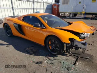 2015 McLaren 650S z VIN SBM11FAA4FW005016, wystawiony jako Copart lot #39770864 z przebiegiem Nie podano mil oraz . Historia ofert i sprzedaży dostępna na DreamBid. Obrazek 4.