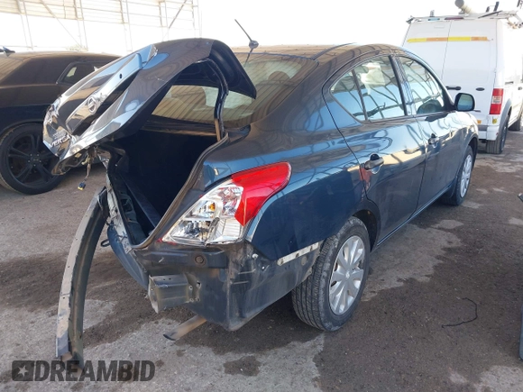 2015 Nissan Versa SV with VIN 3N1CN7APXFL931297, listed as a IAAI auction lot 41656855 with 149,398 mi miles. Bid and sale history available at carsss.com. Image 4.