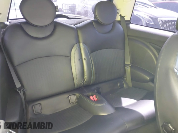 2013 MINI Hardtop S with VIN WMWSV3C5XDT392344, listed as a IAAI auction lot 42565417 with 95,855 mi miles and . Bid and sale history available at DreamBid. Image 8.