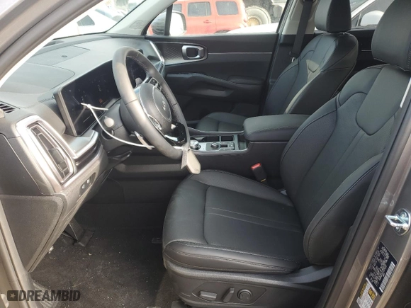 2025 Kia Sorento Hybrid EX with VIN KNDRHDJGXS5329328, listed as a Copart auction lot 45126565 with 590 mi miles and Salvage Title. Bid and sale history available at carsss.com. Image 7.