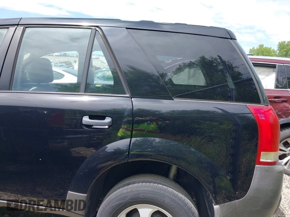 2003 Saturn VUE with VIN 5GZCZ23D83S827264, listed as a IAAI auction lot 39374004 with 195,985 mi miles and . Bid and sale history available at DreamBid. Image 3.