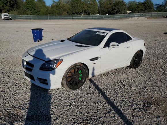 2014 Mercedes-Benz SLK-Class SLK 250 with VIN WDDPK4HA6EF095686, listed as a Copart auction lot 73607944 with 98,787 mi miles and Clean Title. Bid and sale history available at carsss.com. Image 1.