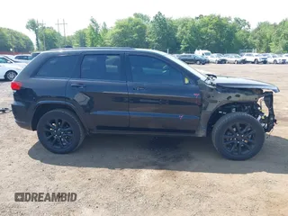 2020 Jeep Grand Cherokee Laredo E z VIN 1C4RJFAG3LC208766, wystawiony jako IAAI lot #42475923 z przebiegiem 103 077 mil mil oraz . Historia ofert i sprzedaży dostępna na DreamBid. Obrazek 13.