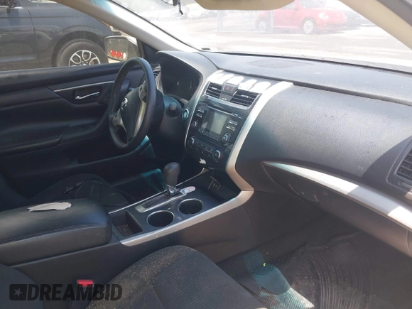 2015 Nissan Altima S with VIN 1N4AL3AP5FC459711, listed as a IAAI auction lot 42175139 with 146,952 mi miles and . Bid and sale history available at carsss.com. Image 5.
