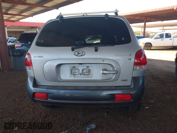 2005 Hyundai Santa Fe GLS with VIN KM8SC73D55U960384, listed as a IAAI auction lot 41872928 with 201,160 mi miles. Bid and sale history available at carsss.com. Image 16.