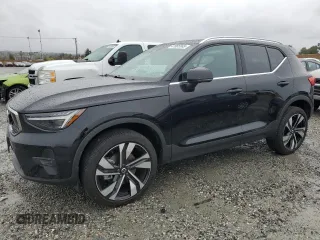 2024 Volvo XC40 Plus Bright Theme with VIN YV4L12UE8R2364726, listed as a Copart auction lot 47865565 with 6,707 mi miles and Salvage Title. Bid and sale history available at carsss.com. Image 1.