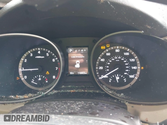 2017 Hyundai Santa Fe 2.4L z VIN 5XYZT3LB1HG482822, wystawiony jako IAAI lot #40114379 z przebiegiem 110 803 mil mil oraz . Historia ofert i sprzedaży dostępna na DreamBid. Obrazek 7.