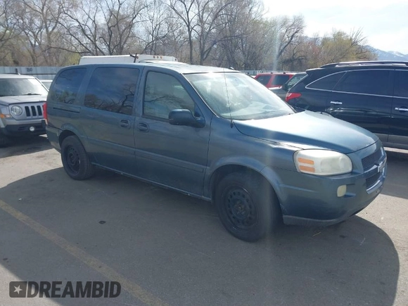 2005 Chevrolet Uplander LS z VIN 1GNDV23L45D247002, wystawiony jako IAAI lot #41976734 z przebiegiem 222 256 mil mil oraz . Historia ofert i sprzedaży dostępna na DreamBid. Obrazek 1.