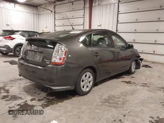 2008 Toyota Prius with VIN JTDKB20UX83445633, listed as a IAAI auction lot 41466073 with 174,024 mi miles. Bid and sale history available at carsss.com. Image 4.
