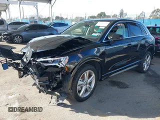 2021 Audi Q3 S line Premium Plus z VIN WA1EECF37M1095208, wystawiony jako IAAI lot #41616320 z przebiegiem 18 341 mil mil oraz . Historia ofert i sprzedaży dostępna na DreamBid. Obrazek 2.