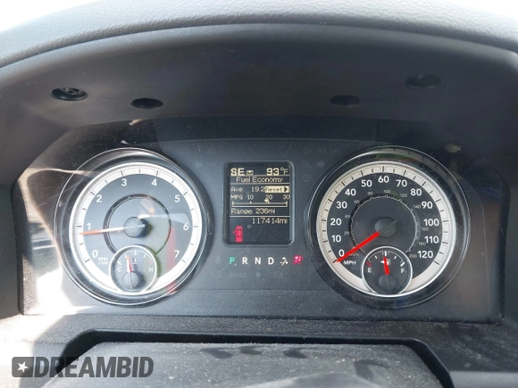 2018 Ram 1500 Tradesman with VIN 3C6JR6DG8JG129127, listed as a IAAI auction lot 42540299 with 117,414 mi miles and . Bid and sale history available at DreamBid. Image 7.