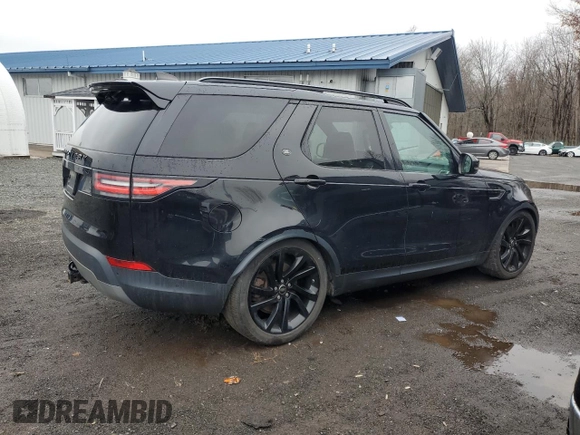 2017 Land Rover Discovery HSE Luxury with VIN SALRHBBV8HA025859, listed as a Copart auction lot 84646494 with 125,408 mi miles and Clean Title. Bid and sale history available at DreamBid. Image 3.