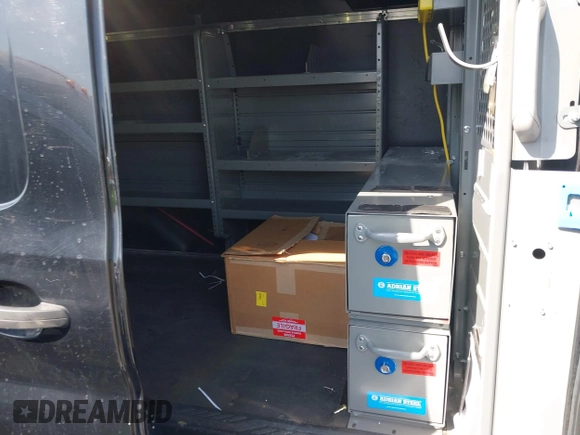 2018 Ford Transit with VIN 1FTYE1YM3JKA11596, listed as a IAAI auction lot 41918112 with 192,779 mi miles. Bid and sale history available at carsss.com. Image 8.